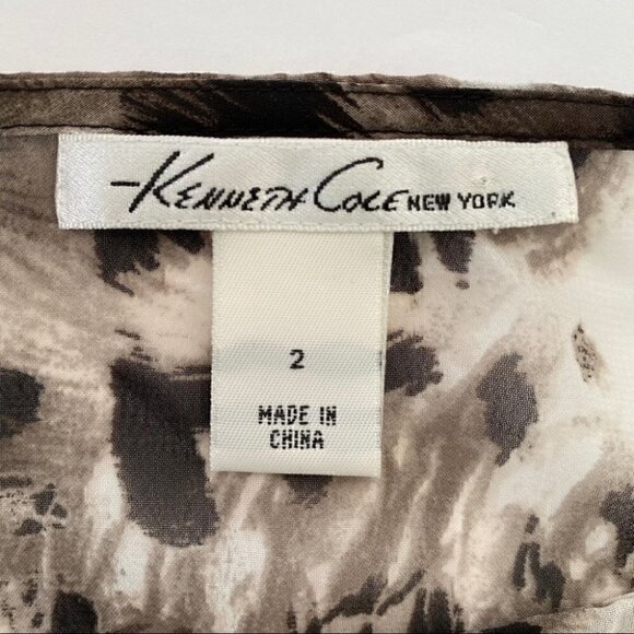 Kenneth Cole animal print top, popover style, sheer,  loose fitting - Picture 7 of 9